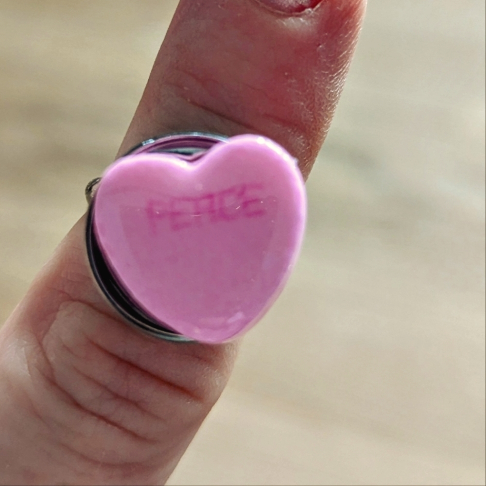 Conversation heart ring